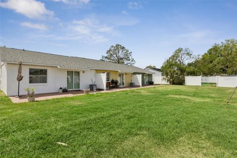 Tiny photo for 220 Ridgecrest Loop, Minneola, FL 34715 (MLS # O6395627)
