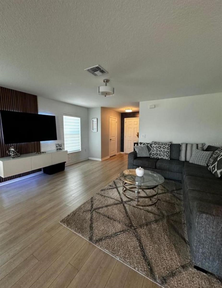 594 PRESERVE POINT
