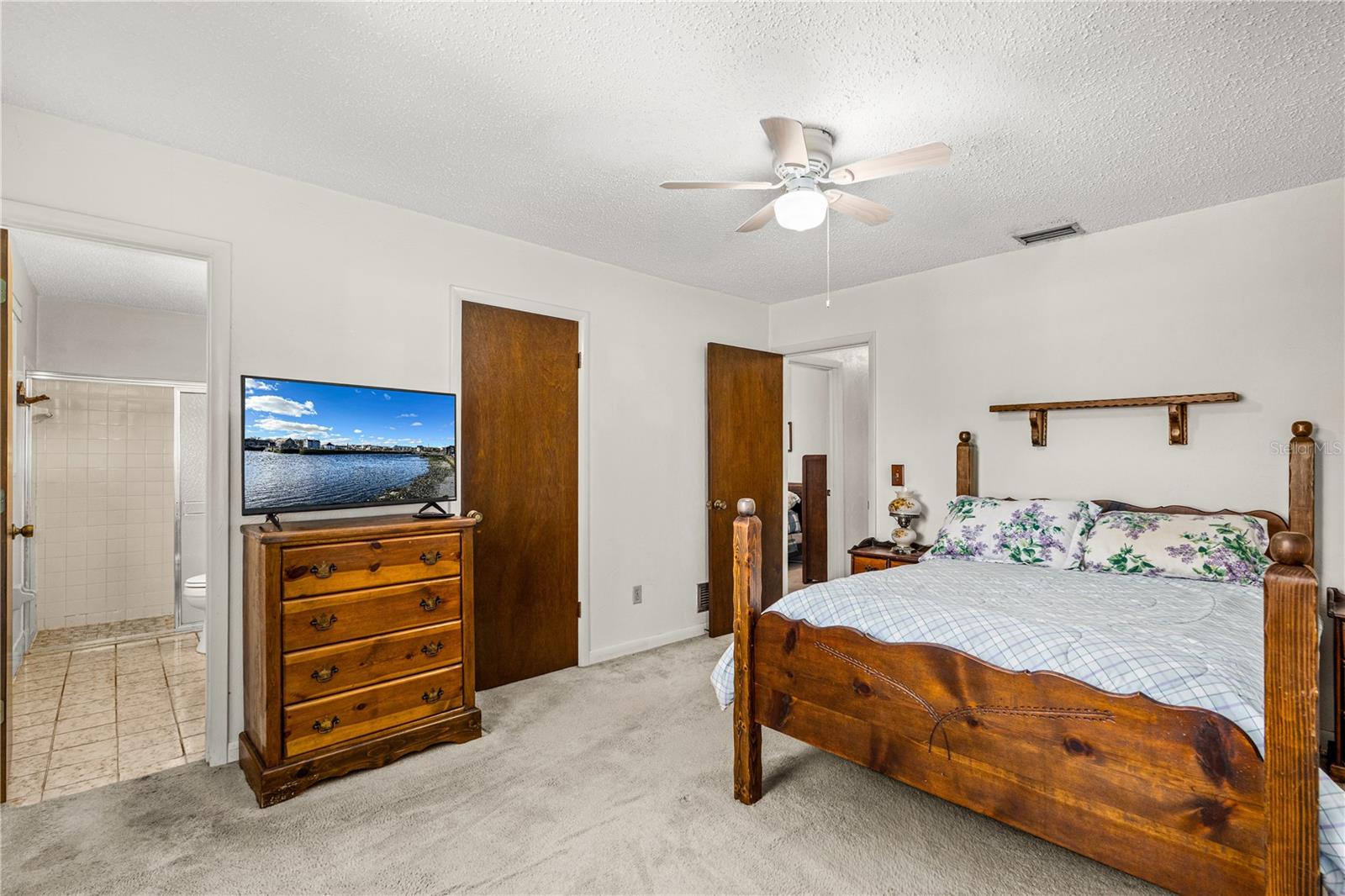 SWEETWATER HILLS UNIT 01 - Residential