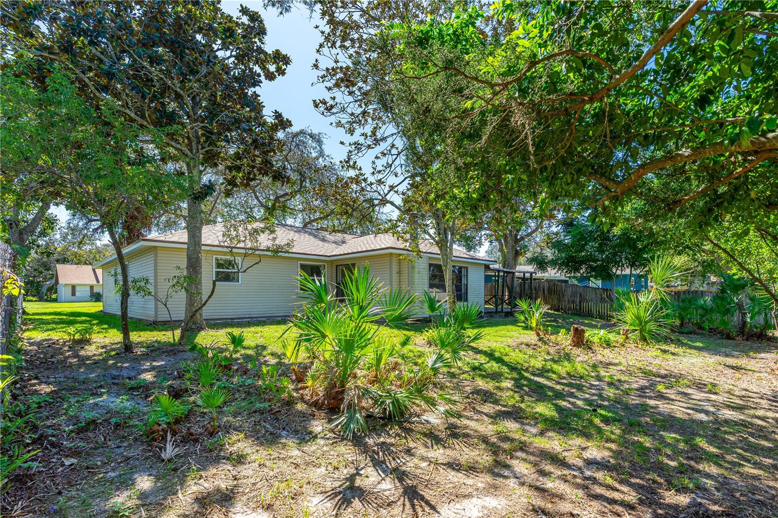 693 REILLYS ROAD
