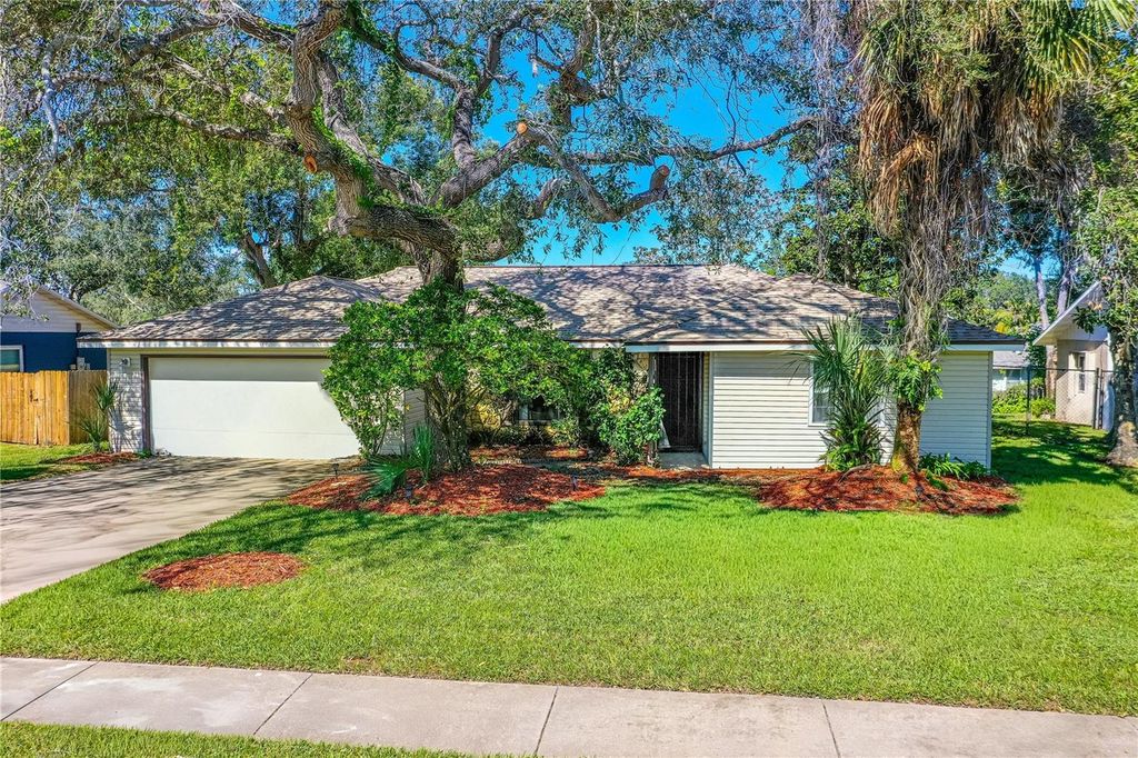 Photo of 693 Reillys Road, Port Orange, FL 32127 (MLS # V4945522)