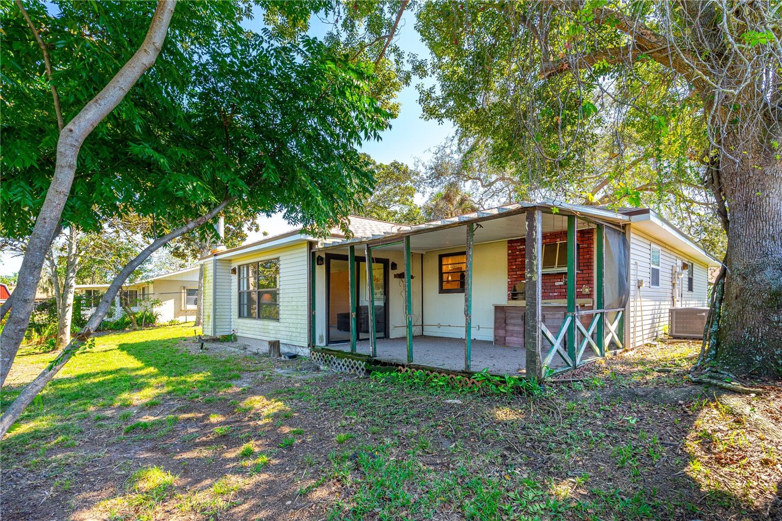 SWEETWATER HILLS UNIT 01 - Residential