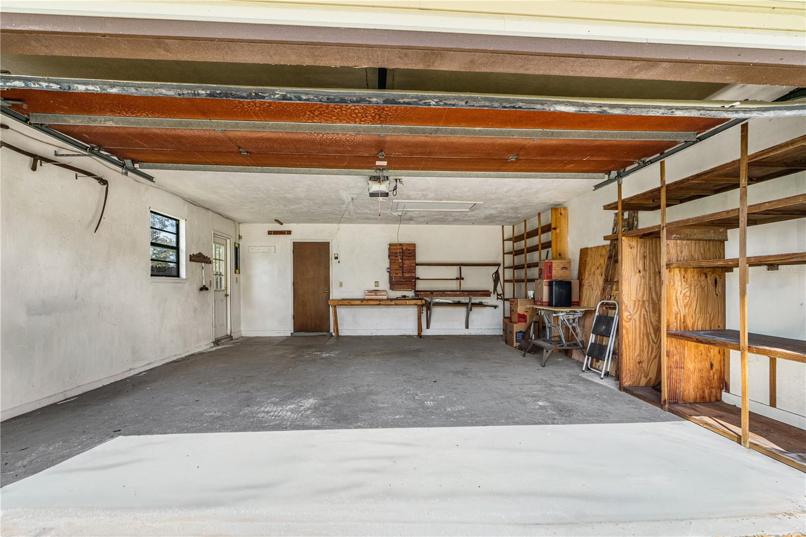 SWEETWATER HILLS UNIT 01 - Residential