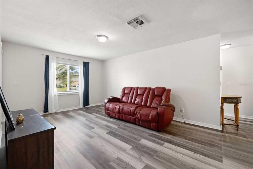 Photo of 209 Berry Tree Place, Brandon, FL 33510 (MLS # TB8429597)