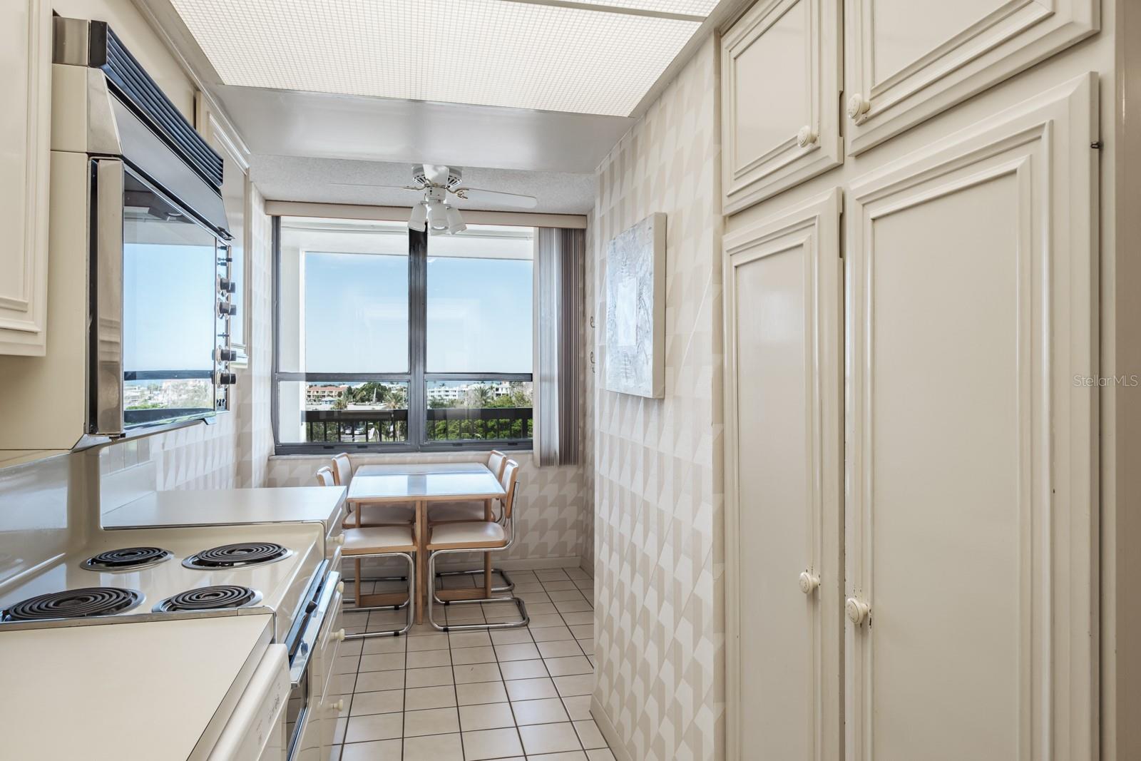 WEATHERLY THE CONDO - Residential