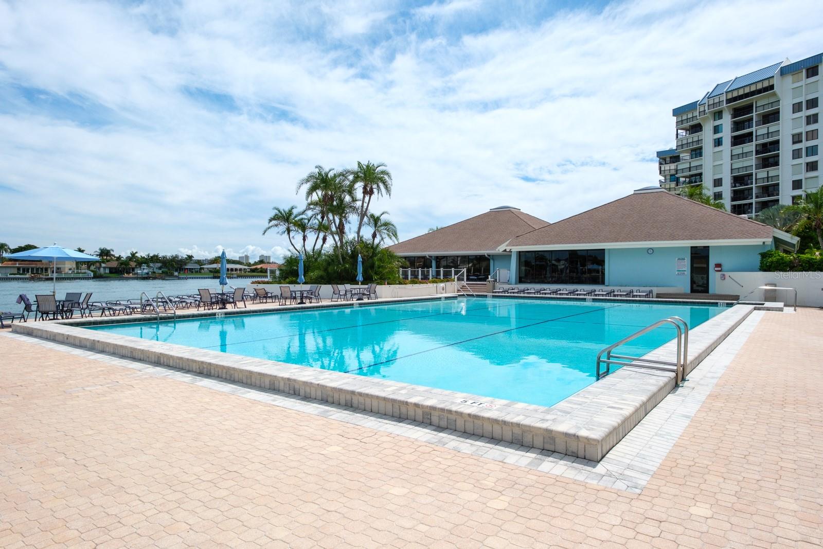 WEATHERLY THE CONDO - Residential