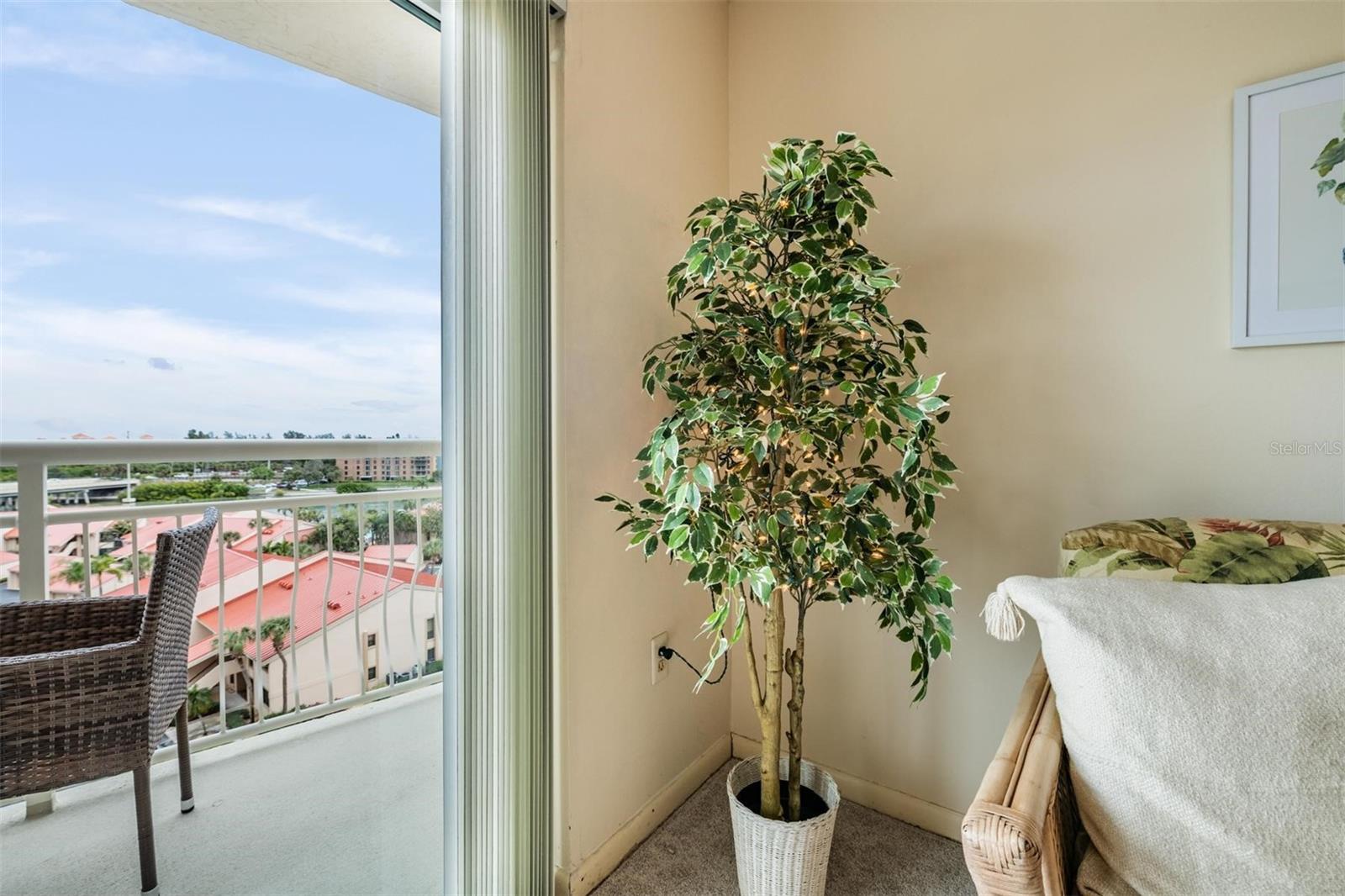 BAYWAY ISLES POINT BRITTANY SIX - Residential