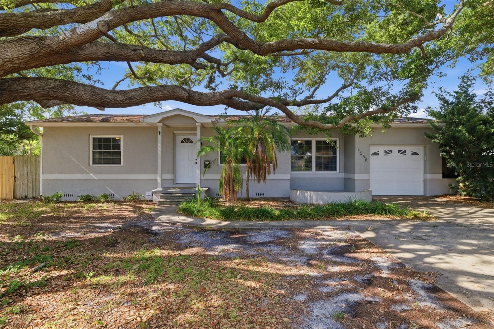 LESLEE HEIGHTS - Residential