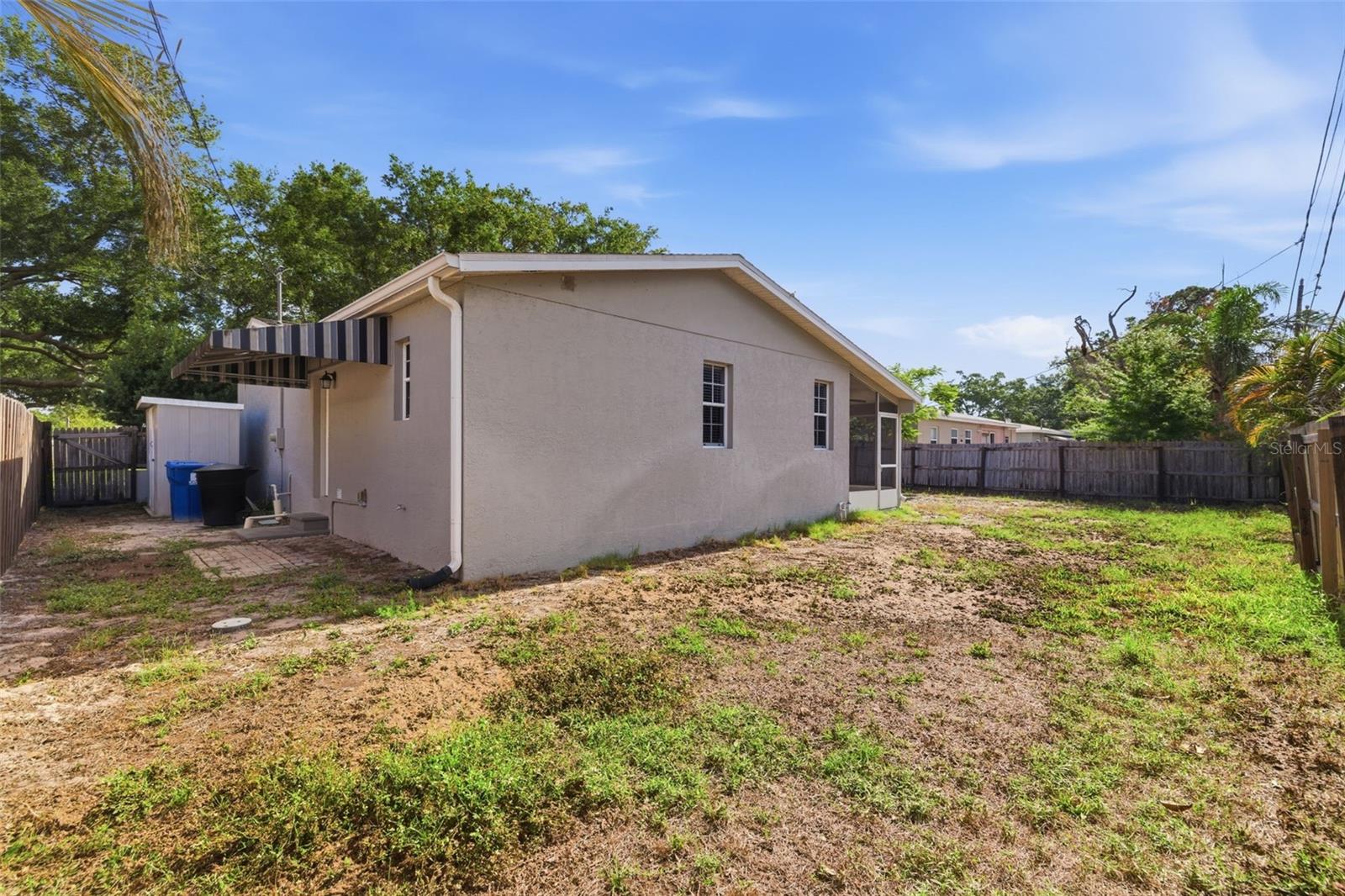 LESLEE HEIGHTS - Residential