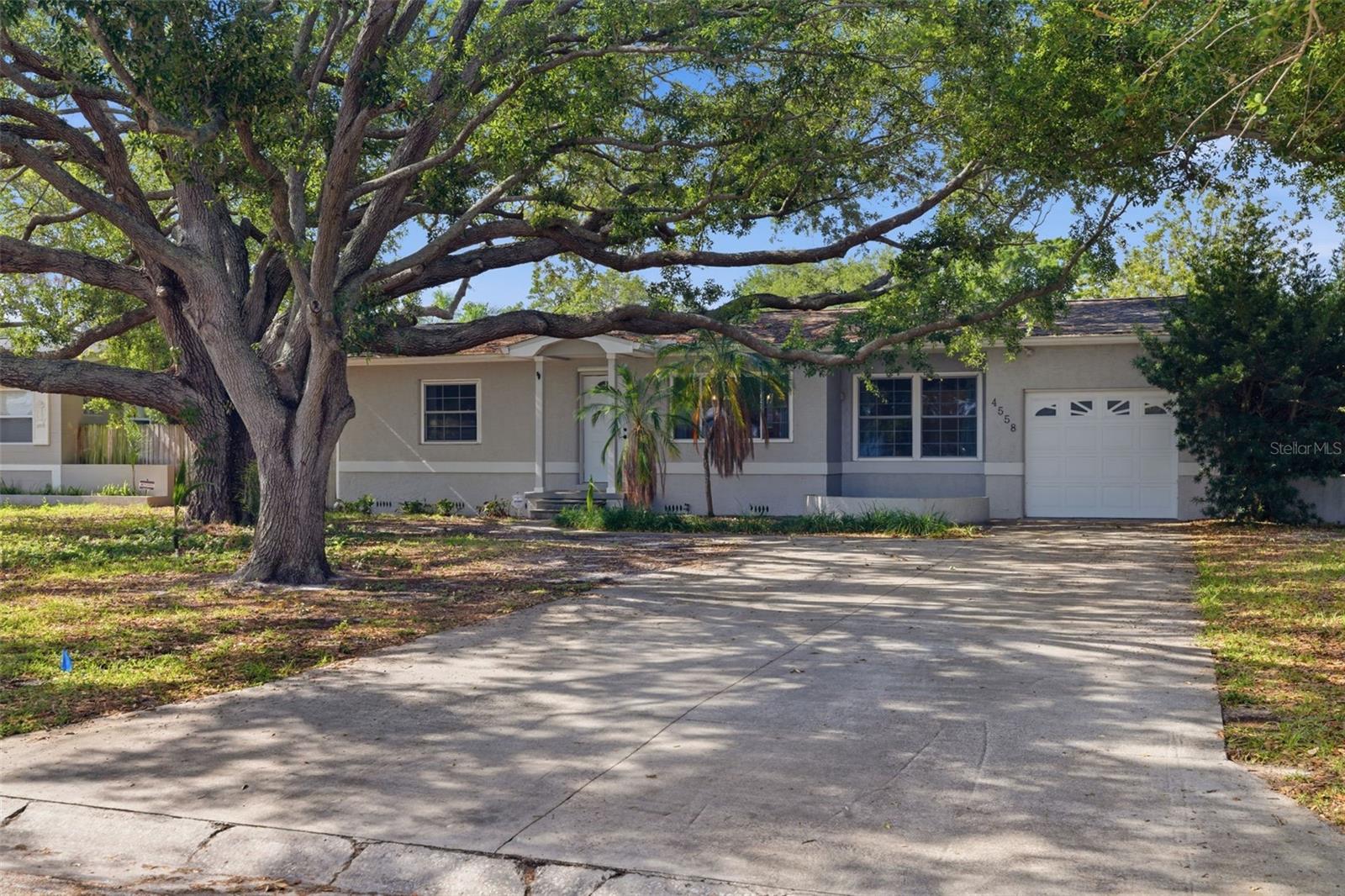 LESLEE HEIGHTS - Residential