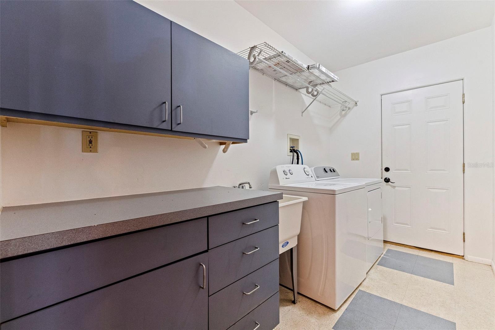 LESLEE HEIGHTS - Residential