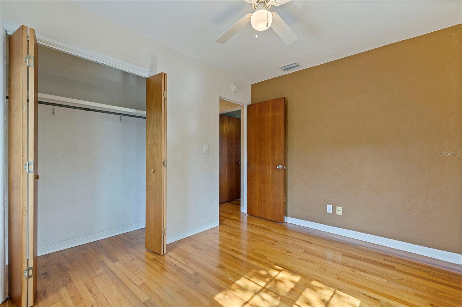 LESLEE HEIGHTS - Residential
