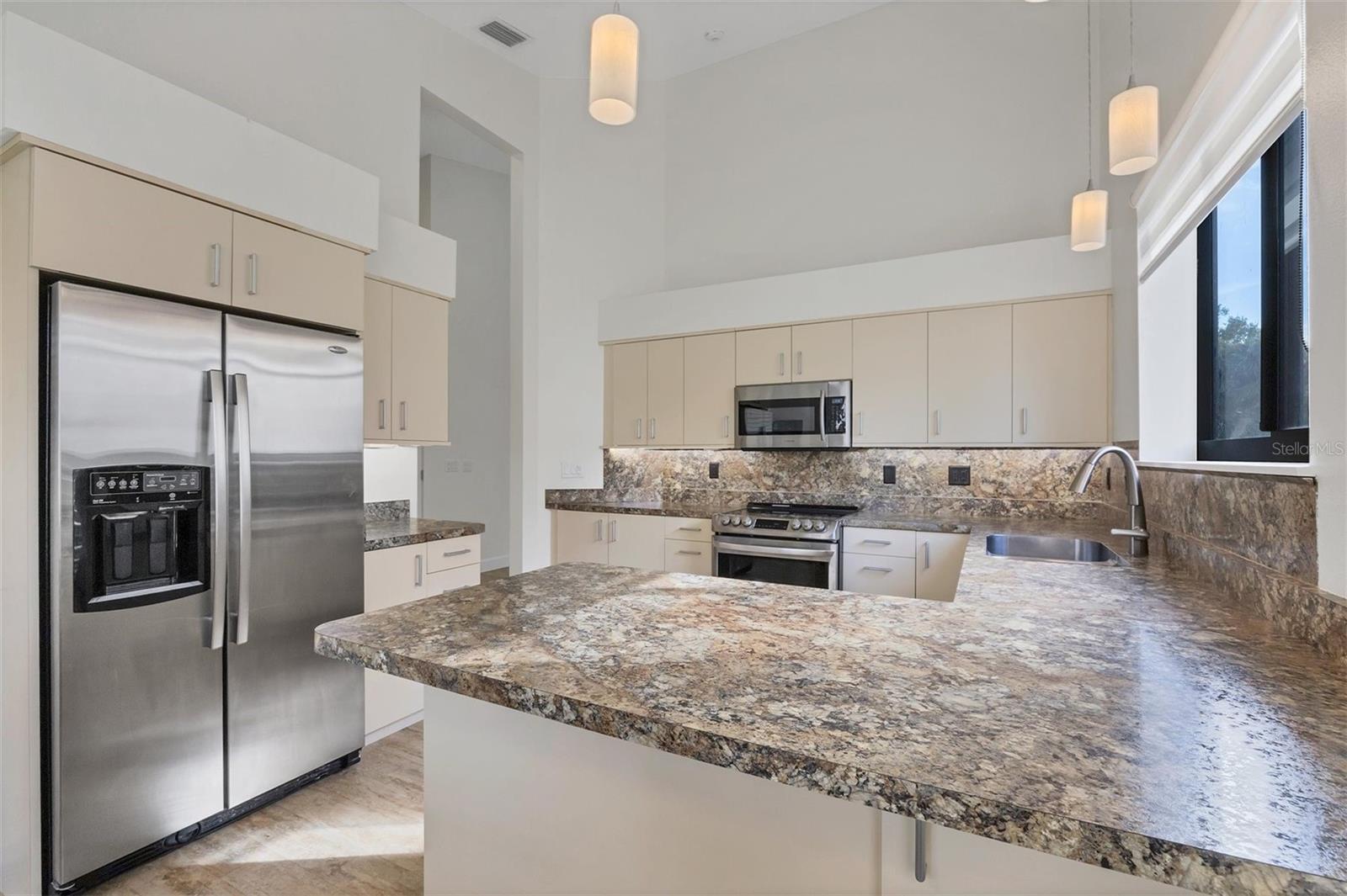 PRESTANCIA - Residential Lease