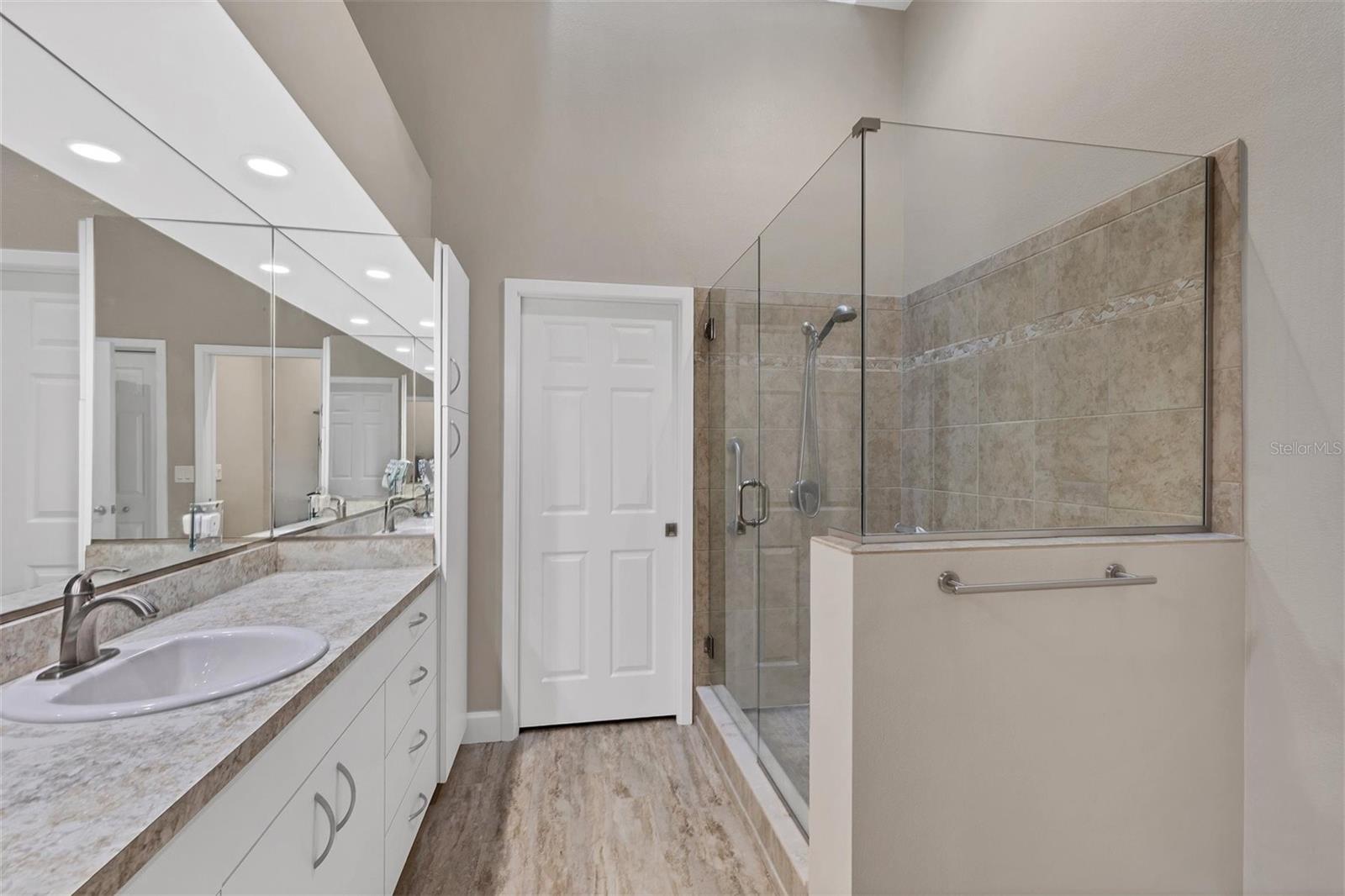 PRESTANCIA - Residential Lease