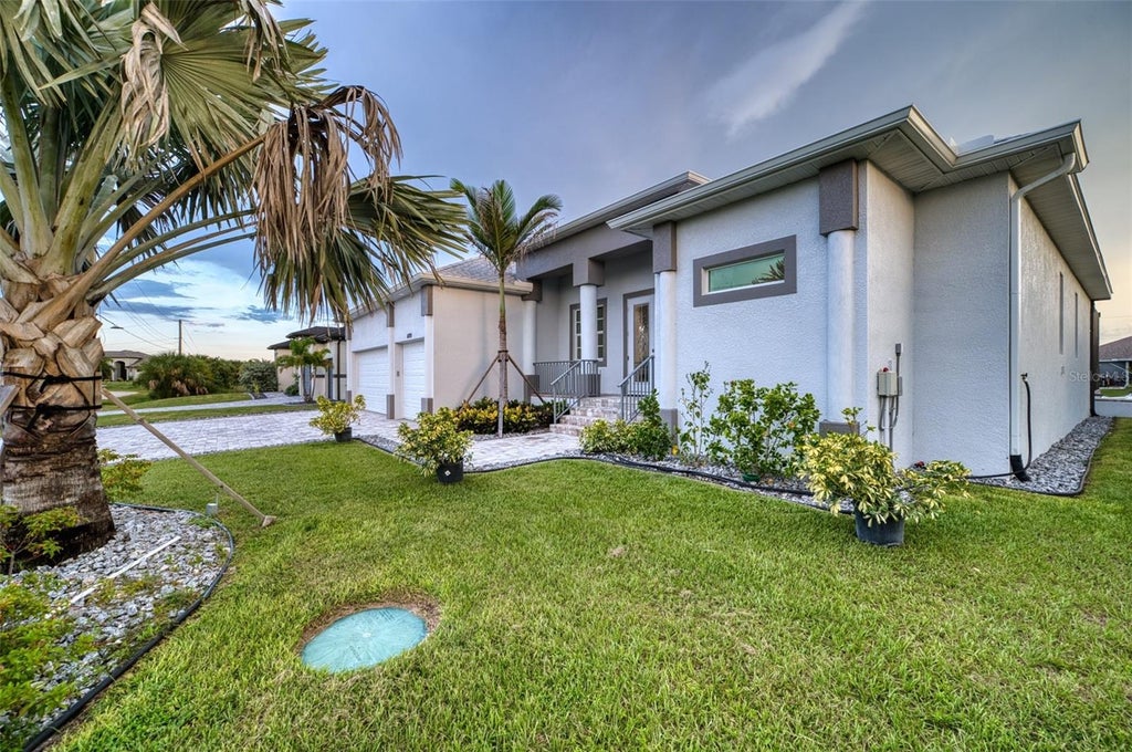 Photo of 14199 Peekskill Avenue, Port Charlotte, FL 33981 (MLS # W7889468)