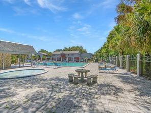 COLONIES - Residential