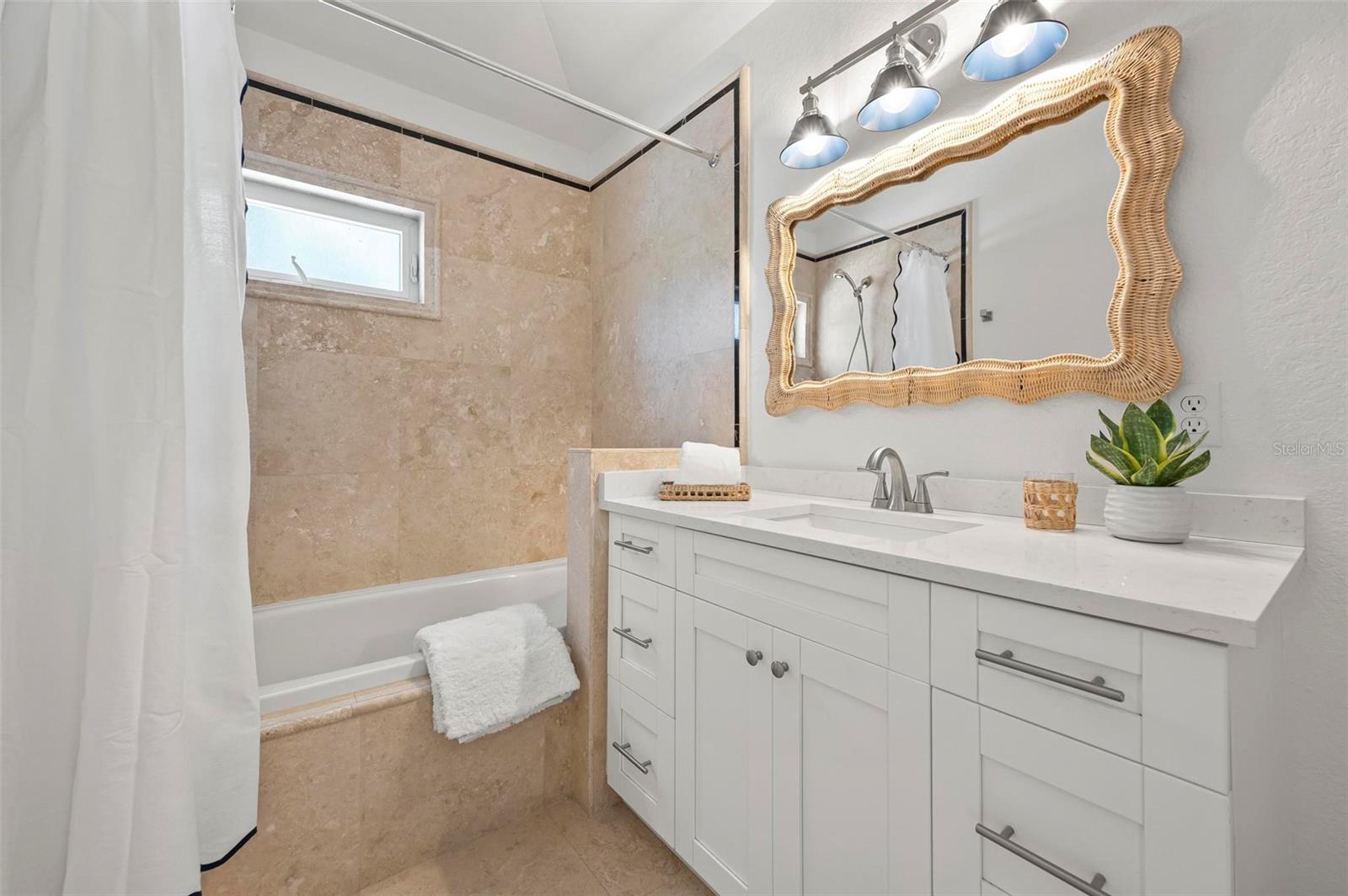 BAY PALMS ADD - Residential