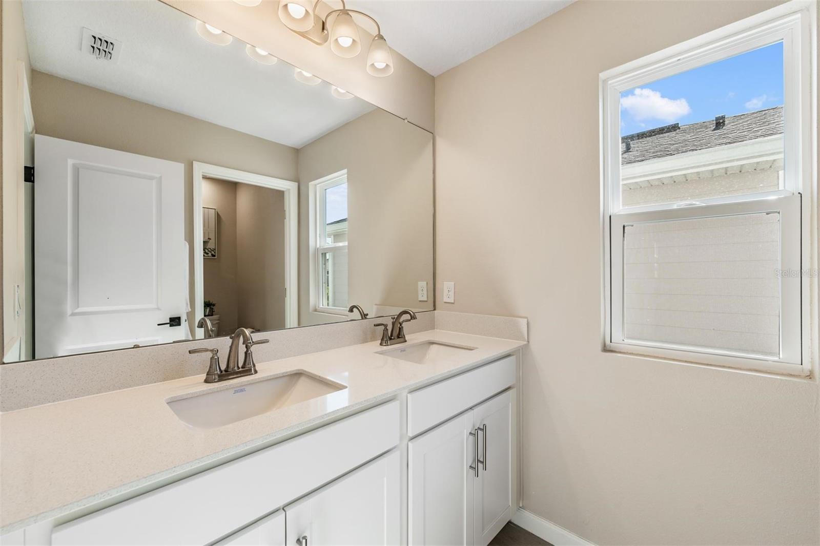 WATERSET WOLF CREEK PH G1 AND 30TH ST PH G1 LOT 8 - Residential