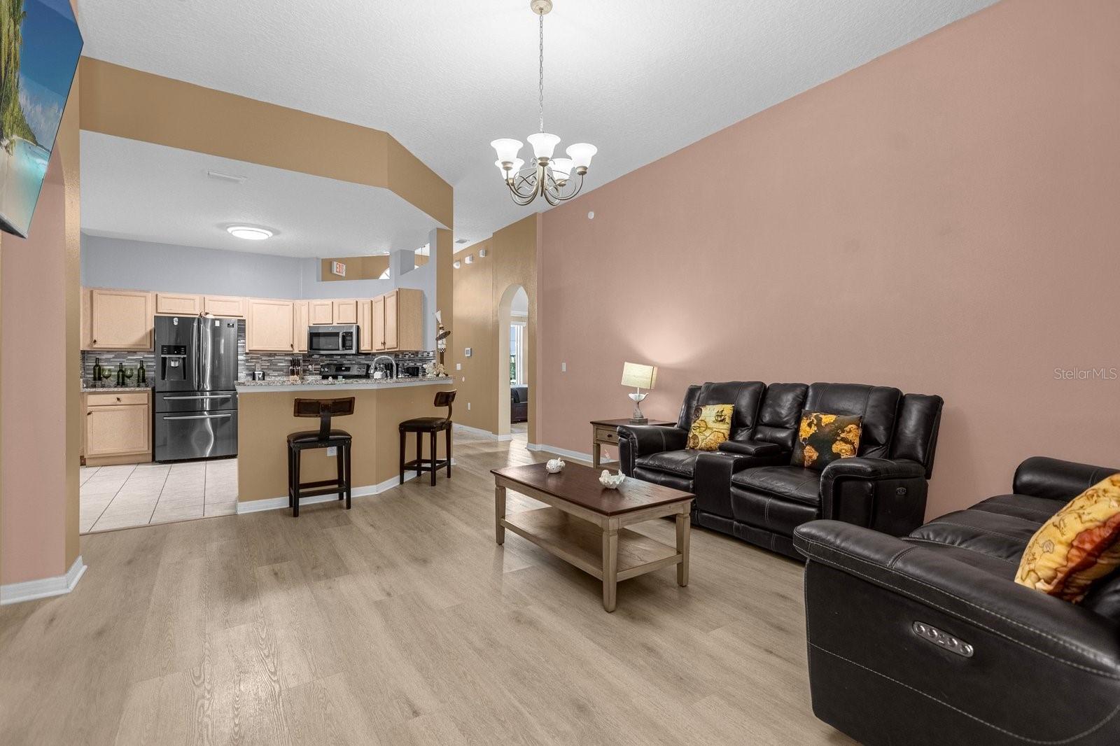 CALABAY PARC AT TOWER LAKE - Residential
