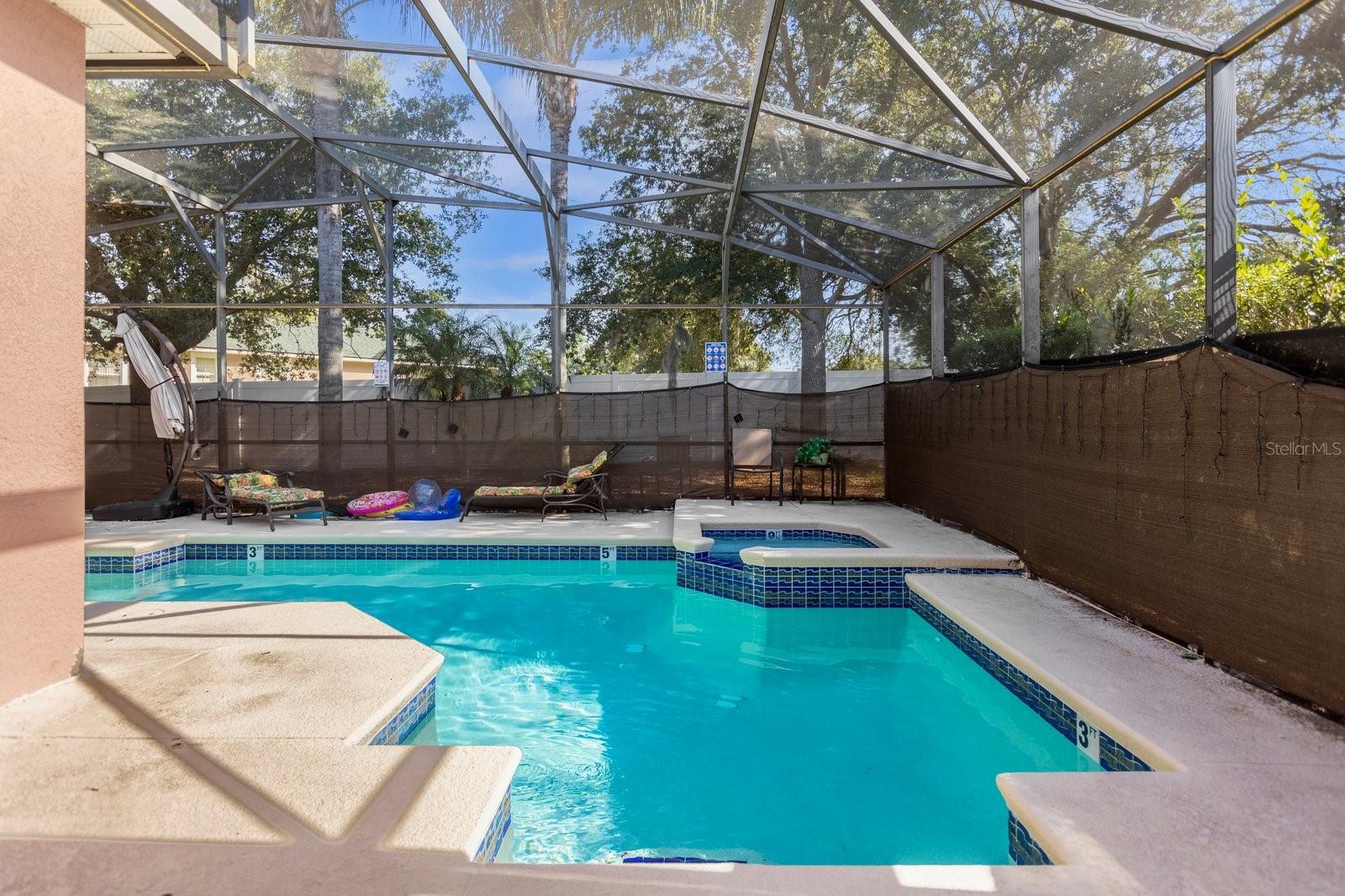 CALABAY PARC AT TOWER LAKE - Residential