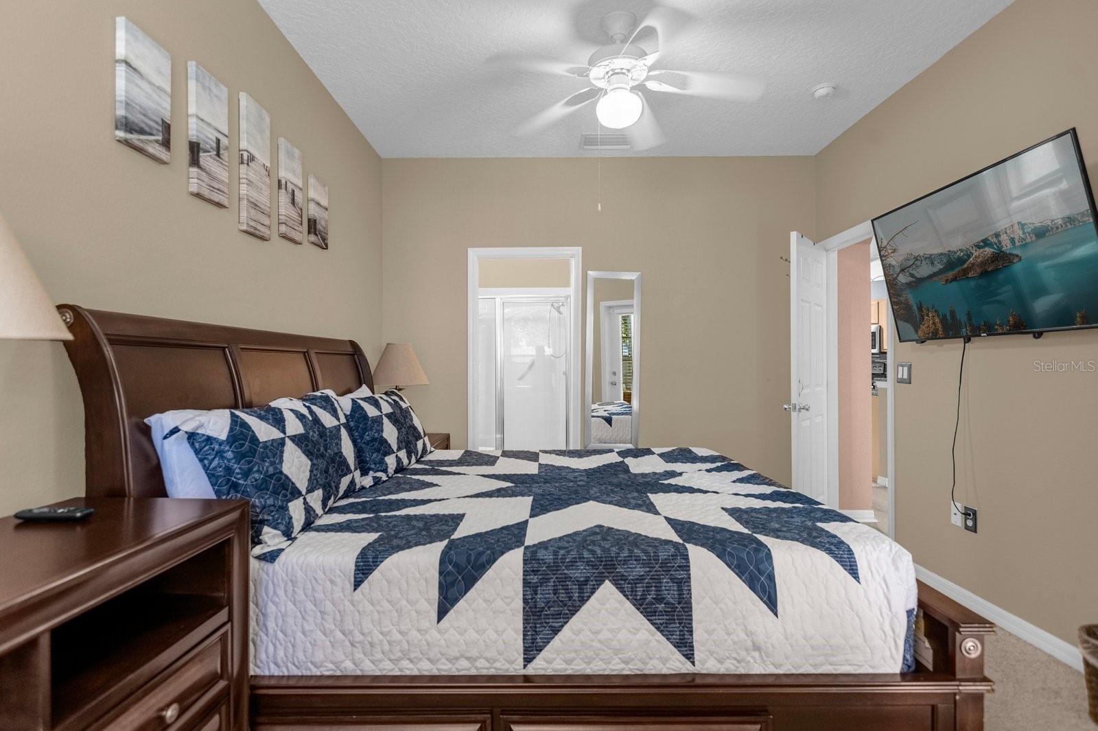 CALABAY PARC AT TOWER LAKE - Residential