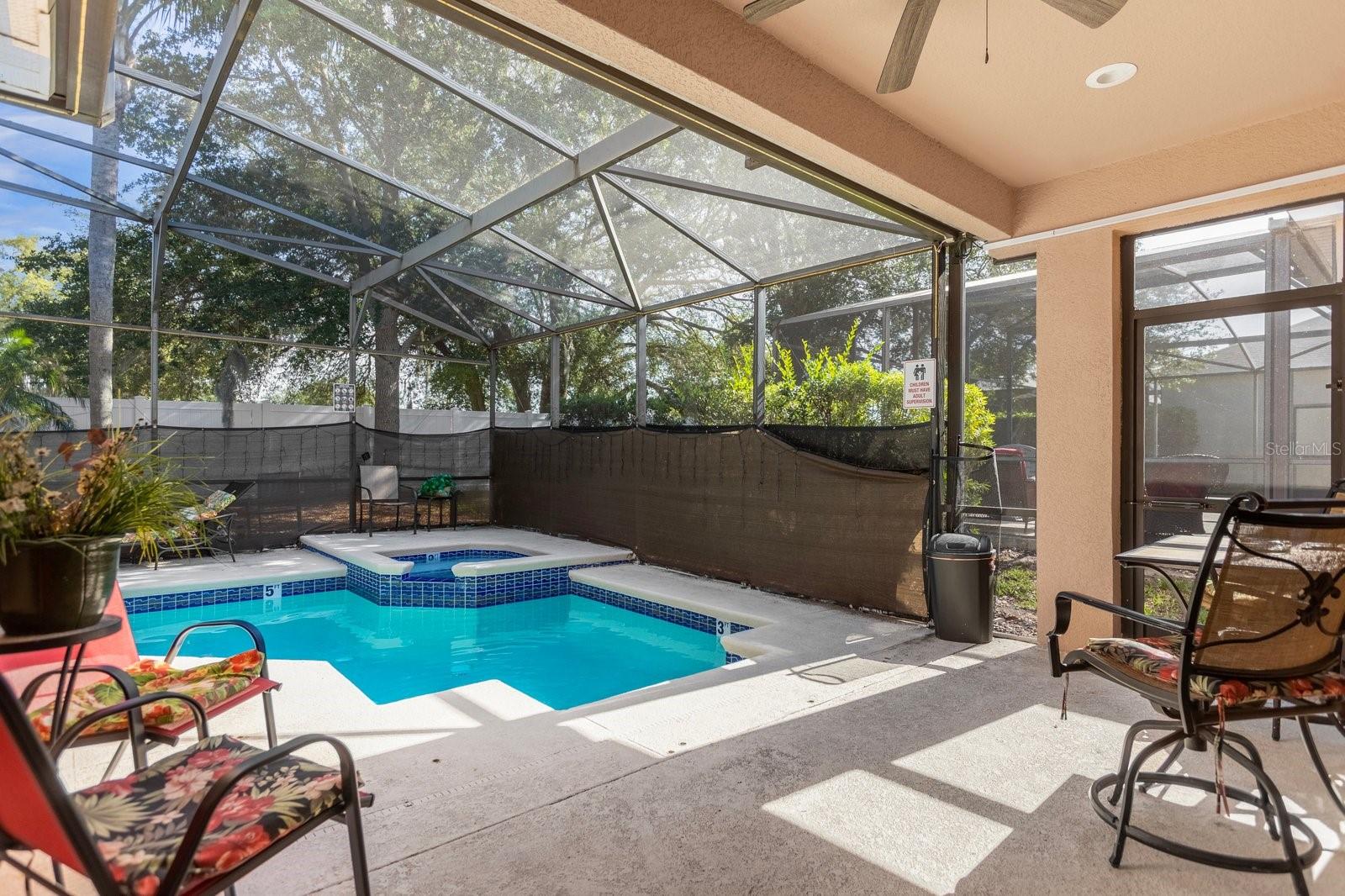 CALABAY PARC AT TOWER LAKE - Residential