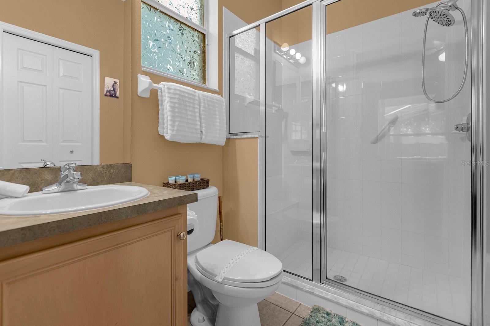 CALABAY PARC AT TOWER LAKE - Residential