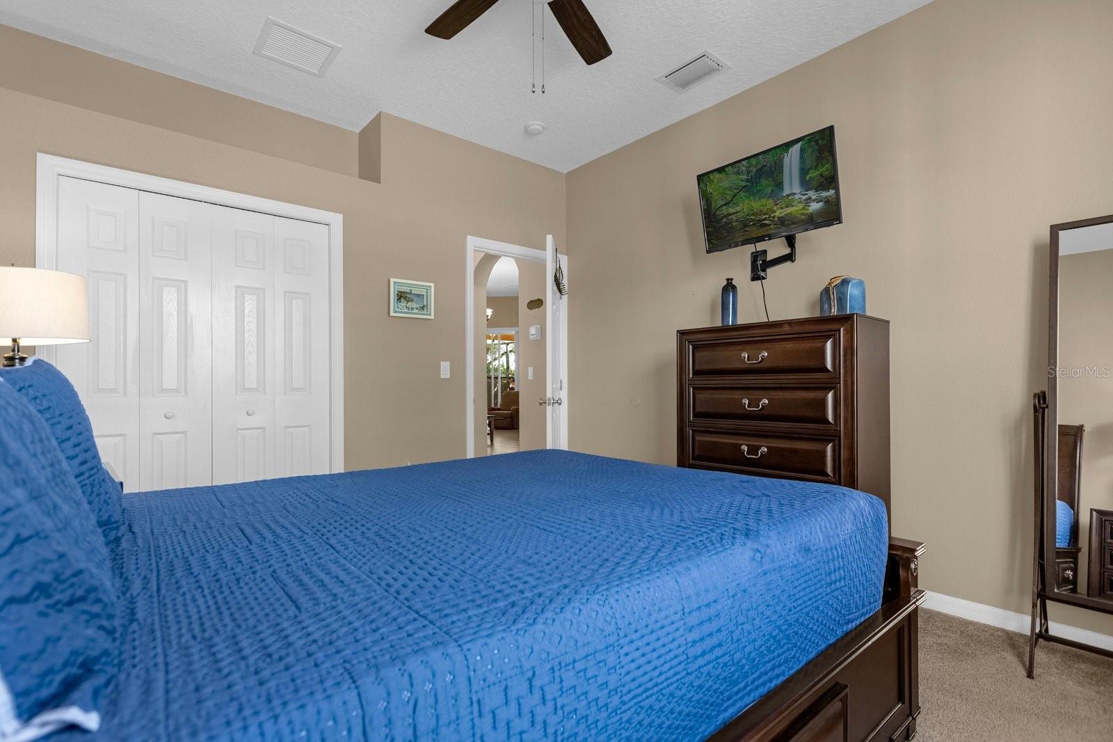 CALABAY PARC AT TOWER LAKE - Residential