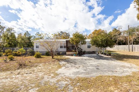 A home in KEYSTONE HEIGHTS