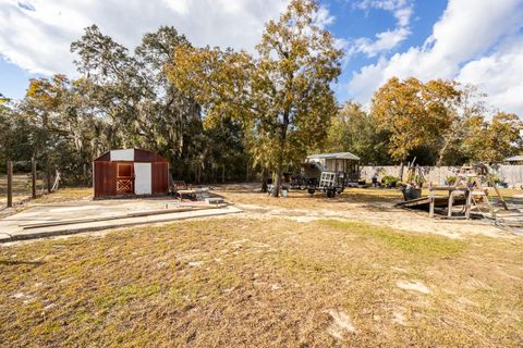 A home in KEYSTONE HEIGHTS