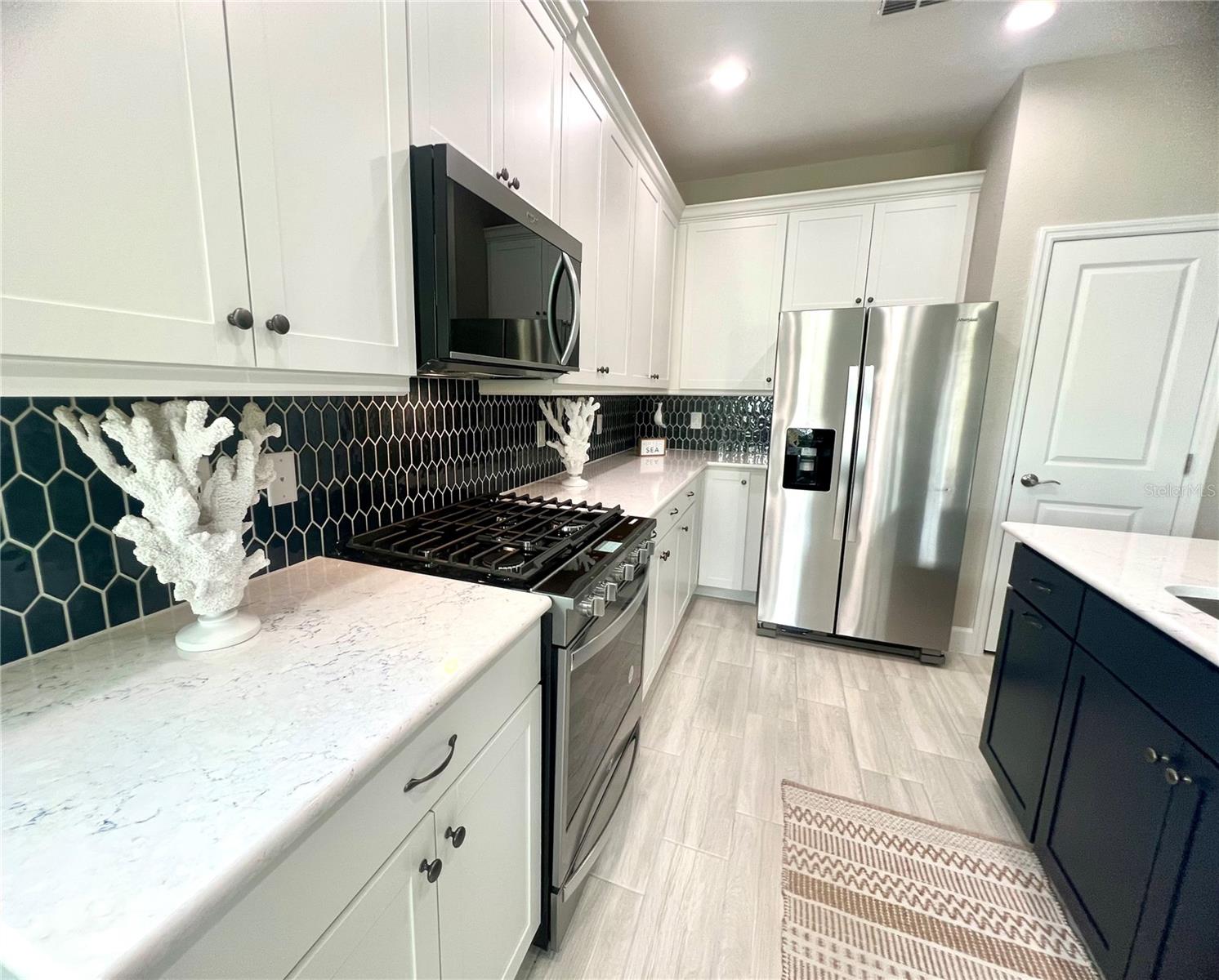LATITUDE MARGARITAVILLE - Residential