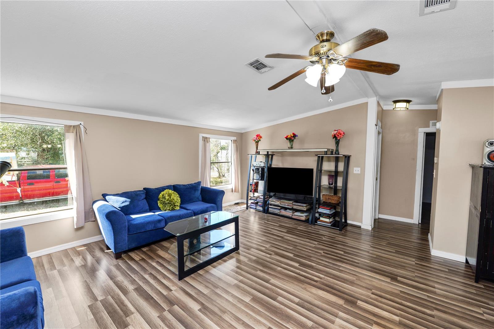 4916 ROLLINGLEN LOOP