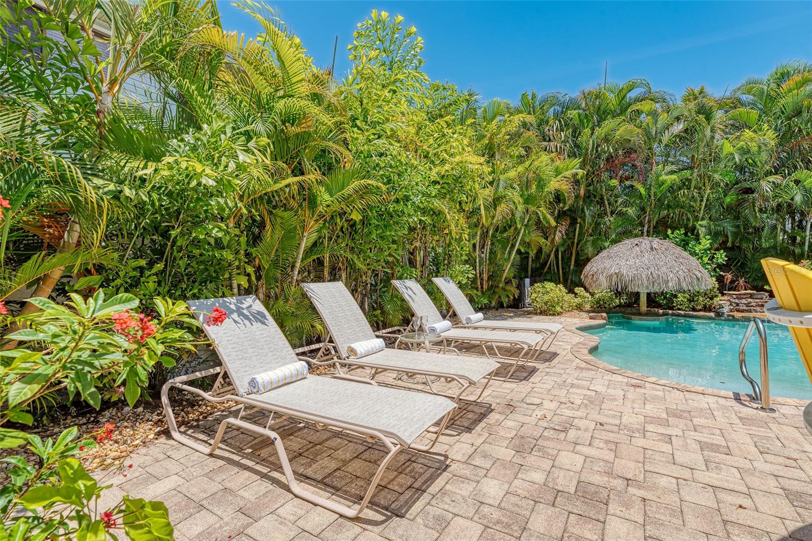 APPLETINI AT CALYPSO COTTAGES A CONDO OR2370/321 - Residential