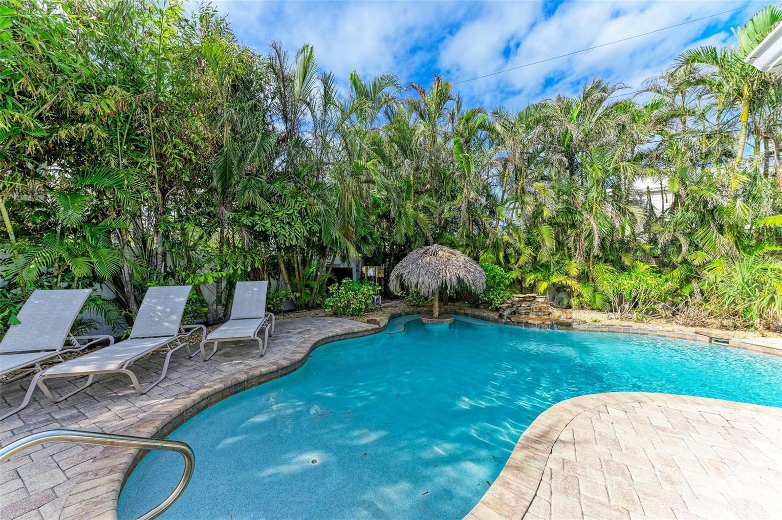 APPLETINI AT CALYPSO COTTAGES A CONDO OR2370/321 - Residential