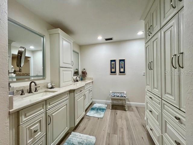 MARINA SOUTH SHORE CONDO - Residential