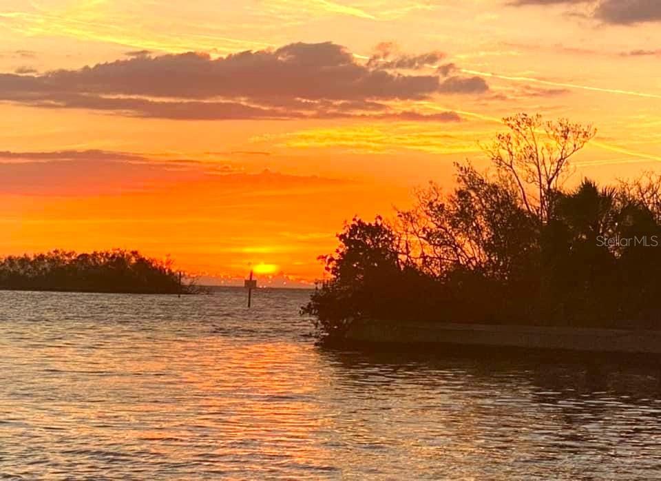 MARINA SOUTH SHORE CONDO - Residential