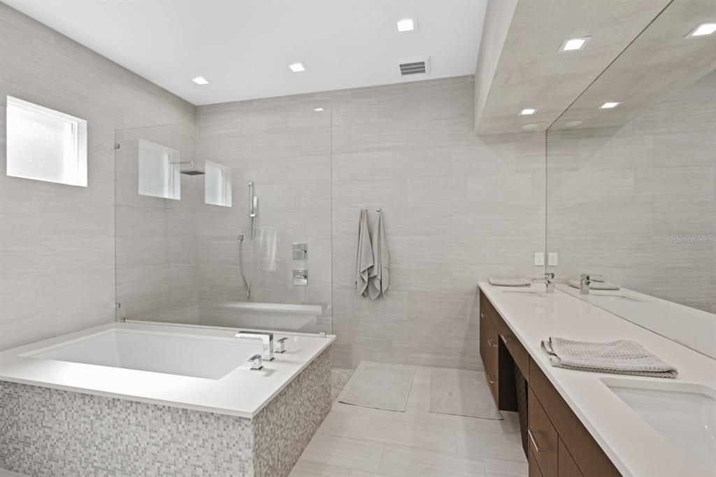 LAKE NONA ESTATES - Residential