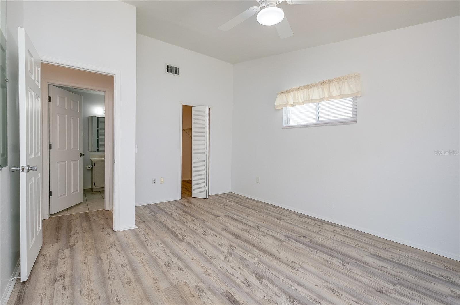 LOVELAND COURTYARD PH 01 - Residential