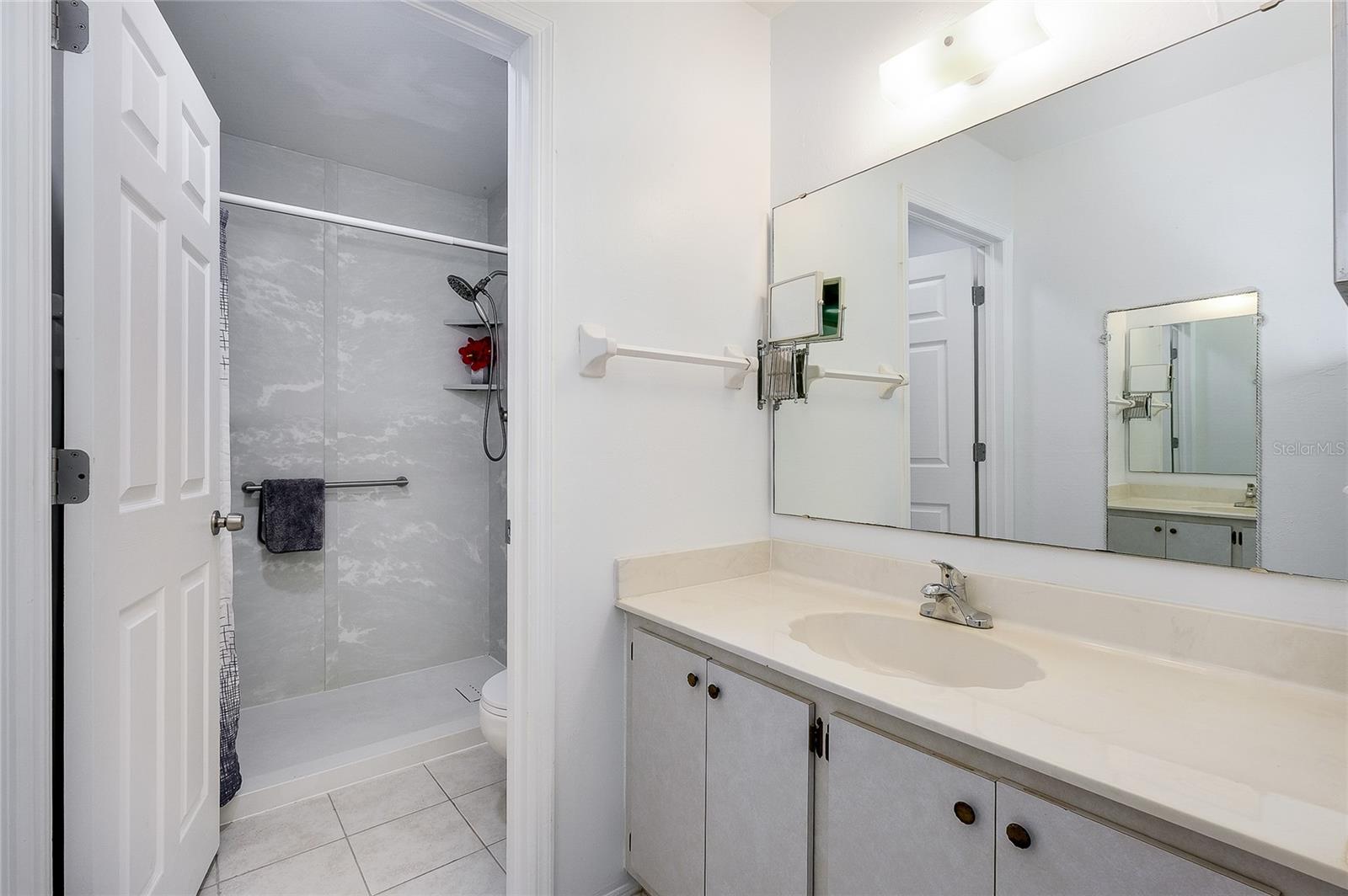 LOVELAND COURTYARD PH 01 - Residential