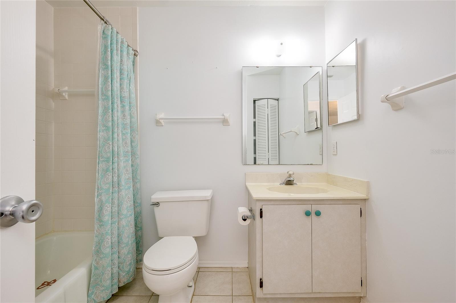 LOVELAND COURTYARD PH 01 - Residential