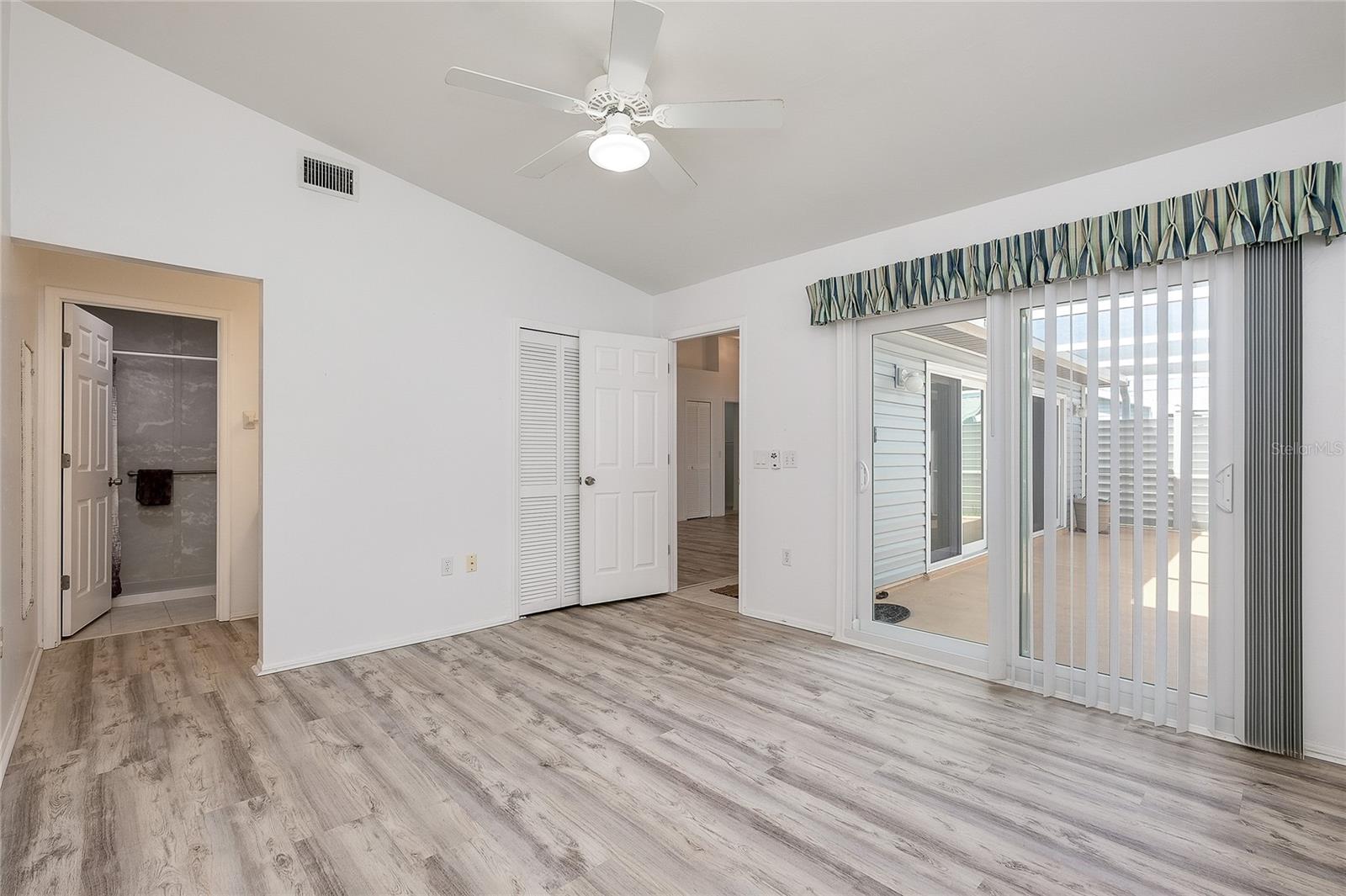 LOVELAND COURTYARD PH 01 - Residential