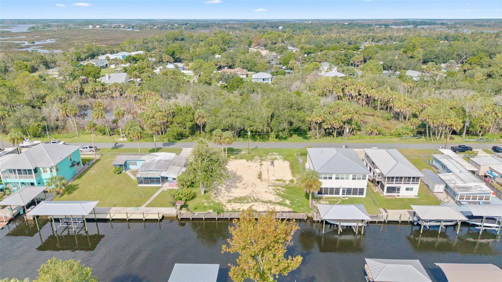 2607 N SENECA POINT
