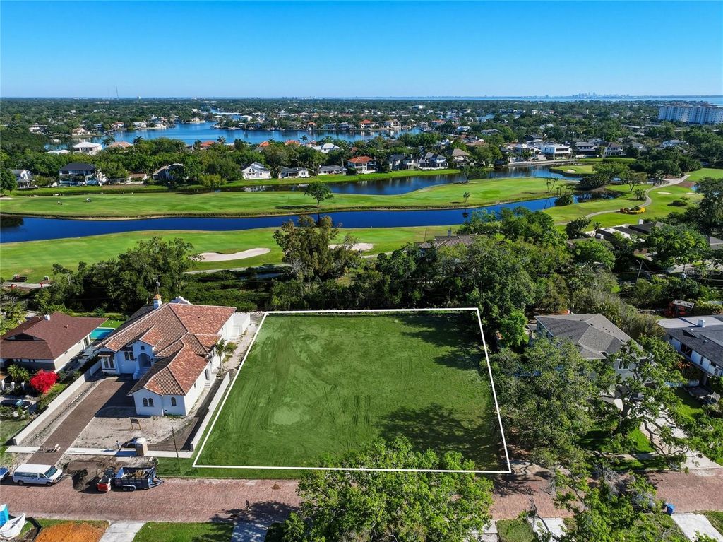 Photo of 300 Rafael Boulevard NE, St Petersburg, FL 33704 (MLS # TB8489962)