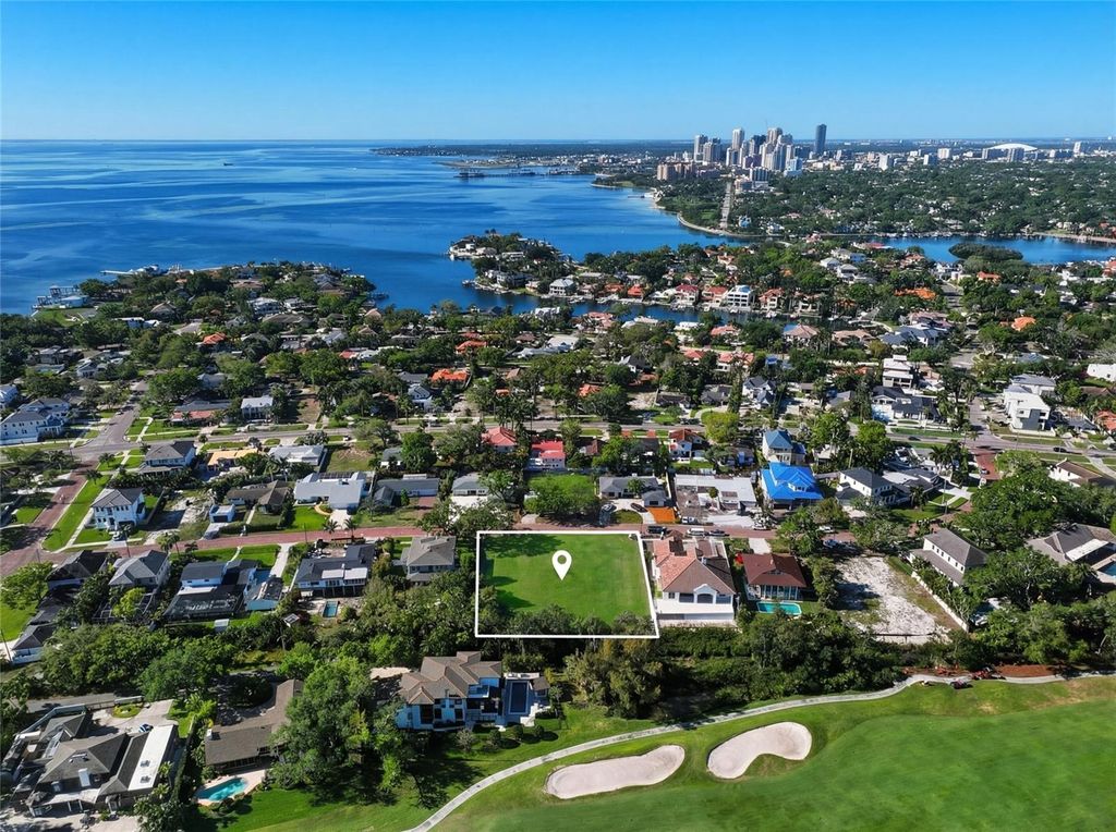 Photo of 300 Rafael Boulevard NE, St Petersburg, FL 33704 (MLS # TB8489962)