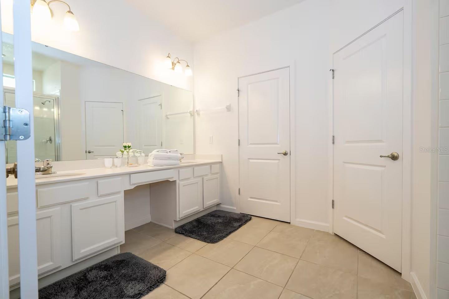 VERANDA PALMS PH 2B2-2C - Residential