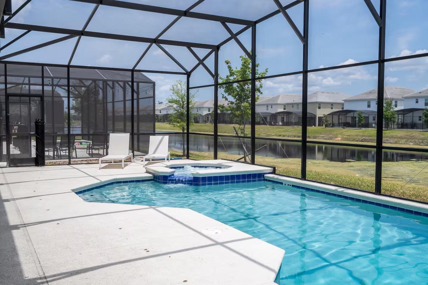 VERANDA PALMS PH 2B2-2C - Residential