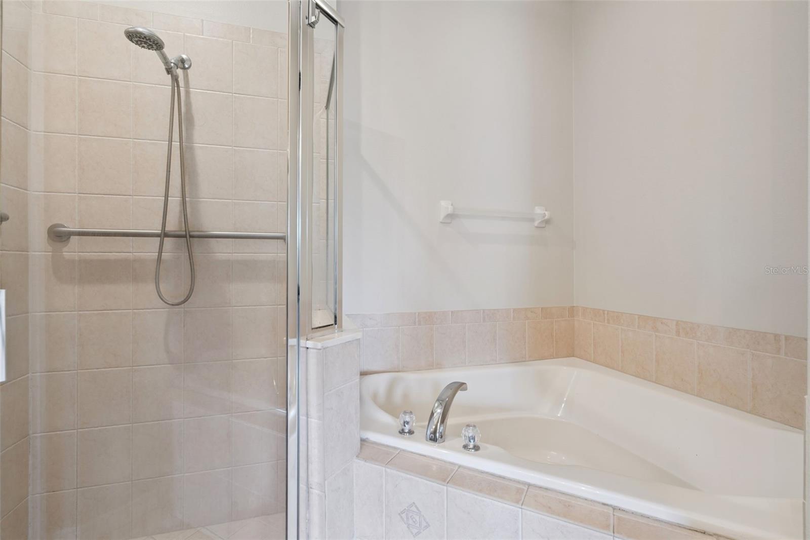 GREYSTONE PH 1 - Residential