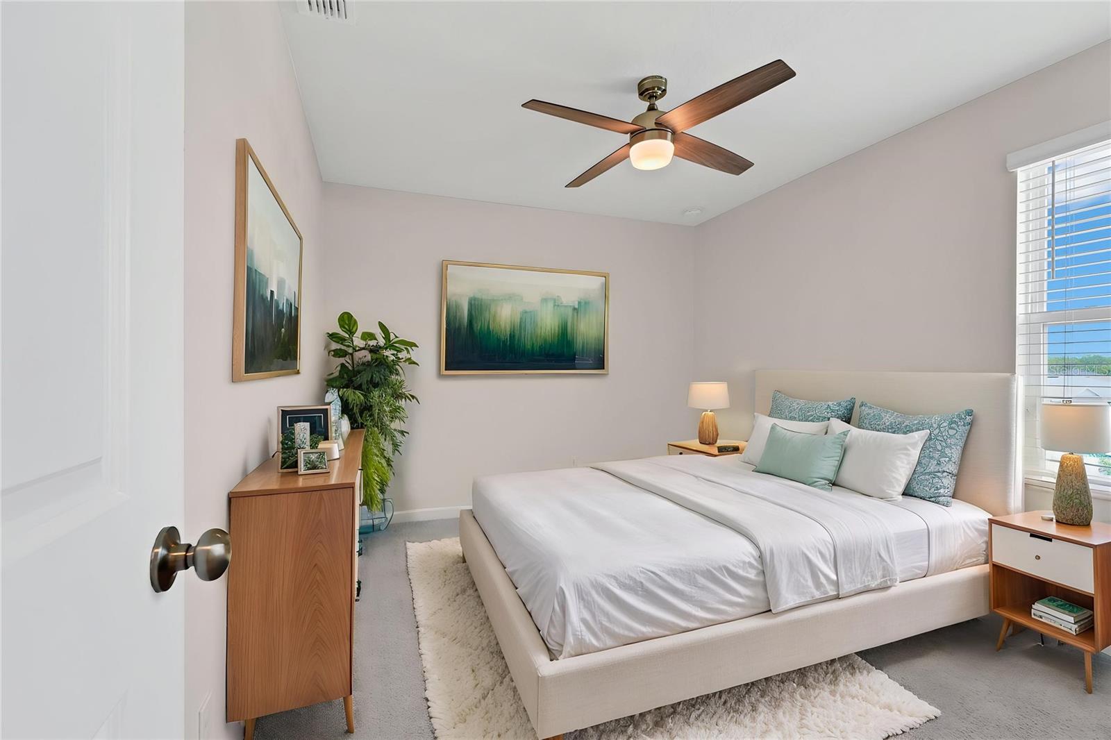 SAWGRASS BAY - Residential