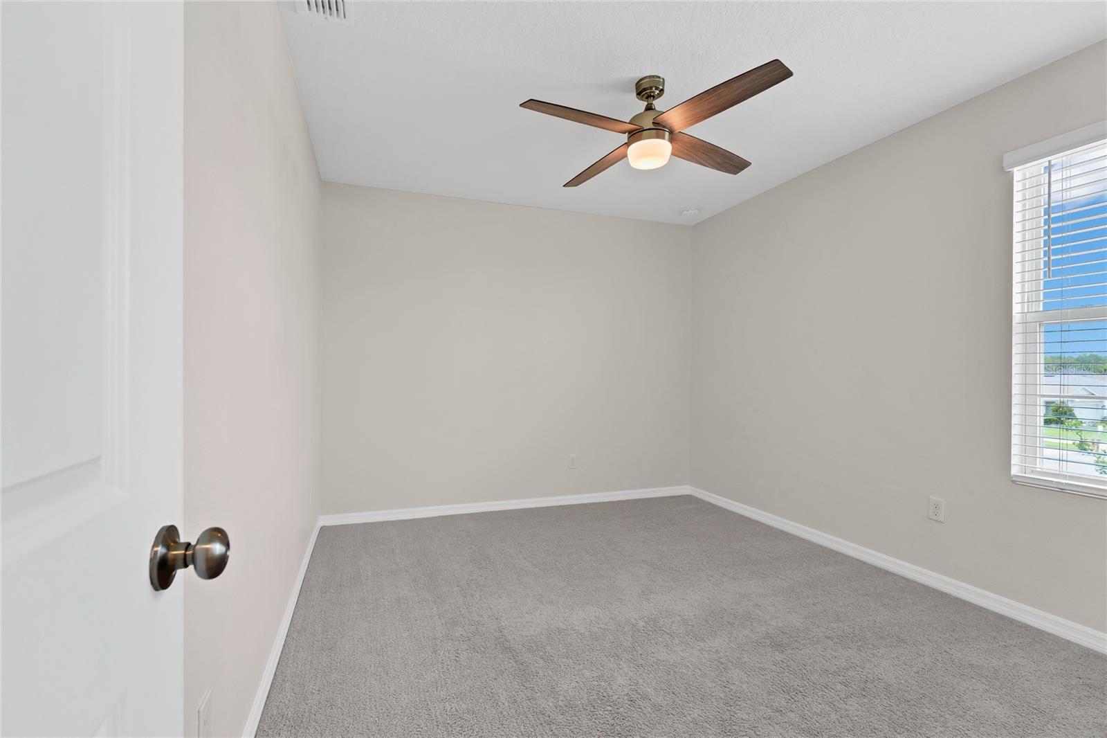 SAWGRASS BAY - Residential