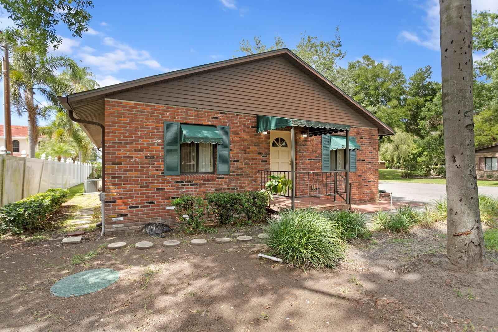 3005 W SLIGH AVENUE